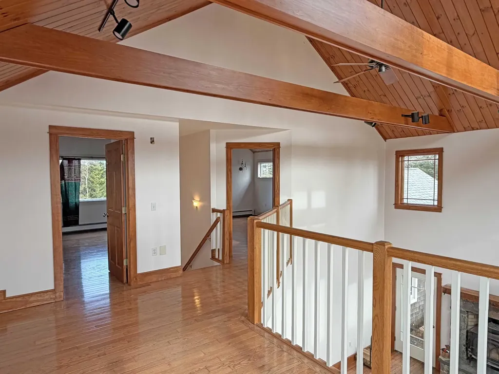 84 Mosely Point Lane Lamoine ME 04605