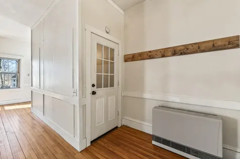 38 Main Street Topsham ME 04086