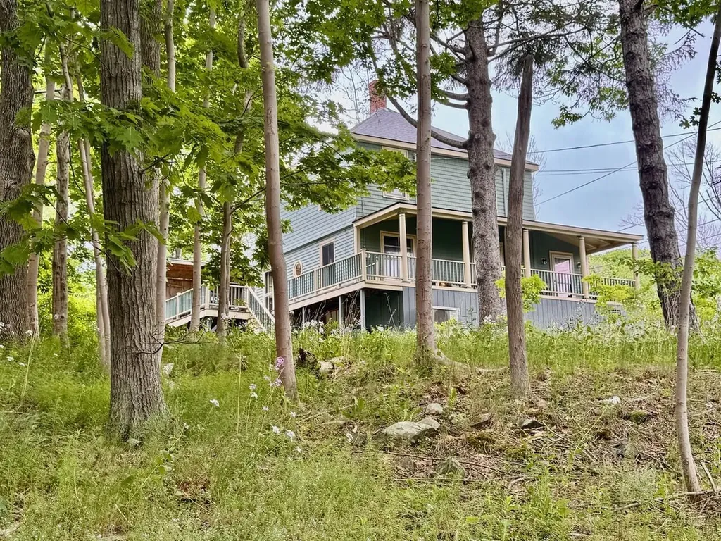 54 Elizabeth Street Portland ME 04108