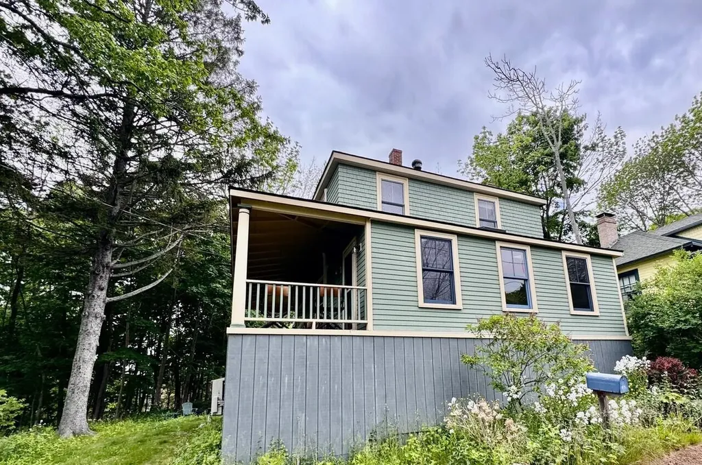 54 Elizabeth Street Portland ME 04108