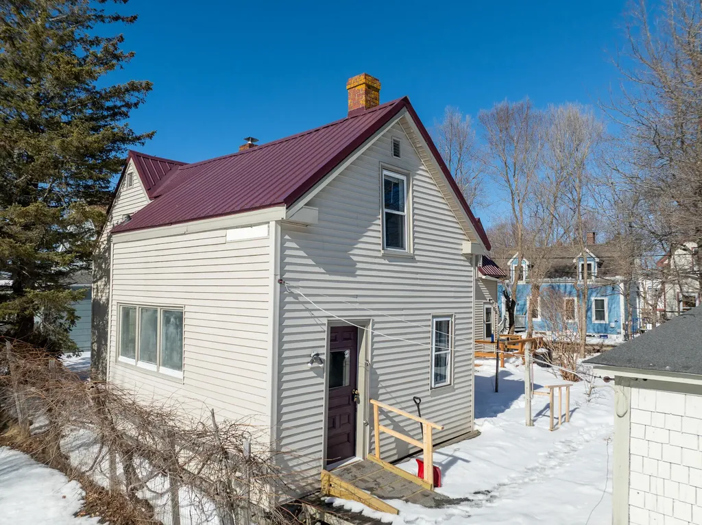 4 Stevens Avenue Eastport ME 04631