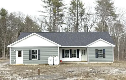 5 Pinewood Drive Windsor ME 04363
