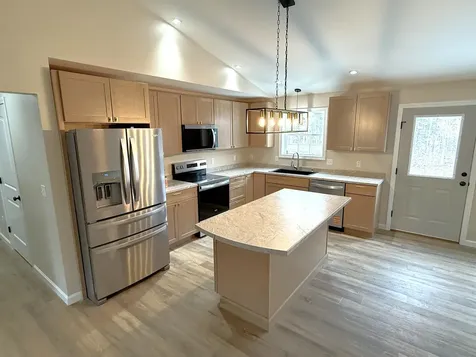 5 Pinewood Drive Windsor ME 04363