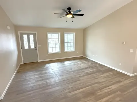 5 Pinewood Drive Windsor ME 04363
