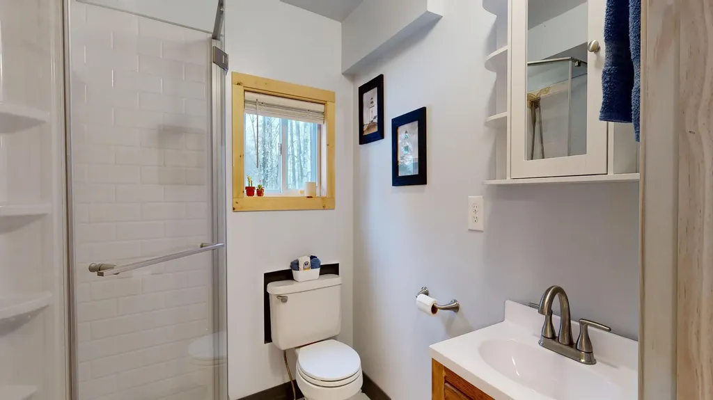 58 Welch Avenue Monmouth ME 04259