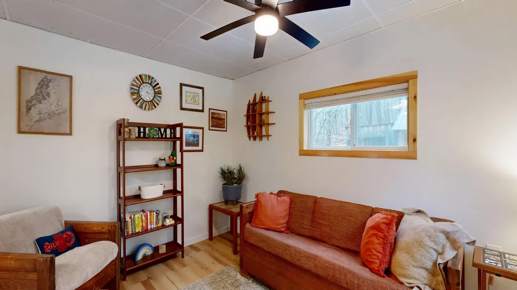 58 Welch Avenue Monmouth ME 04259