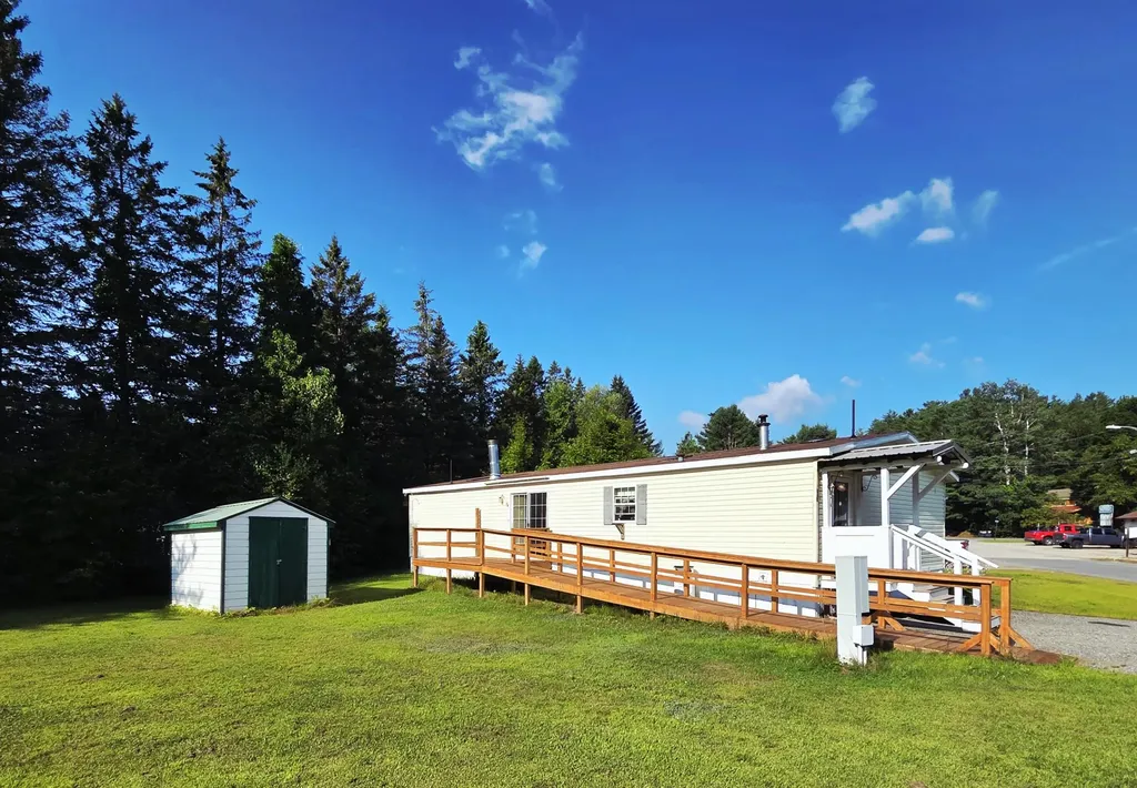 111 Pine Tree Lane Farmington ME 04938