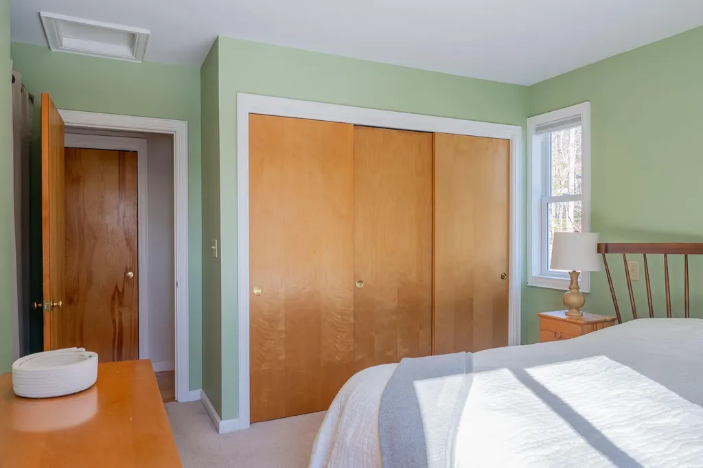 29 South Freeport Road Freeport ME 04032