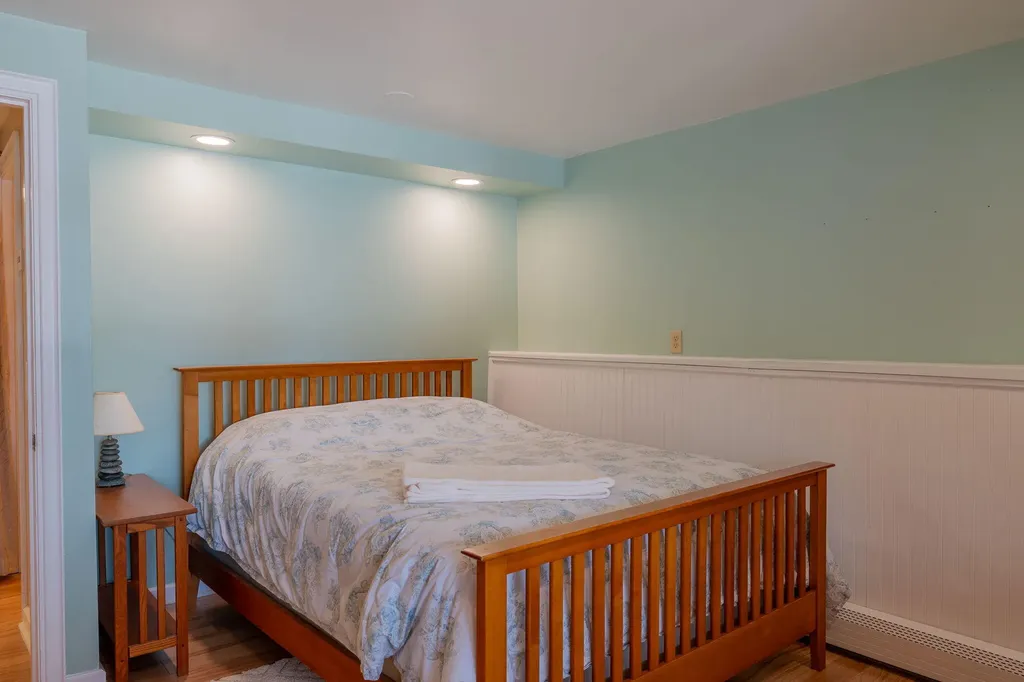 29 South Freeport Road Freeport ME 04032