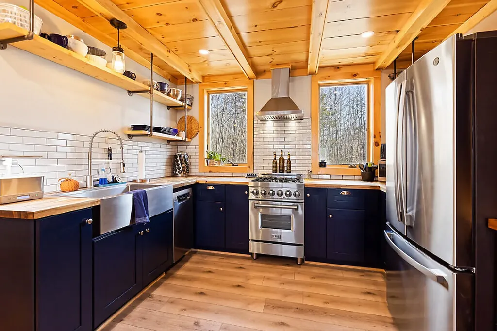 30 Lake View Drive New Sharon ME 04955