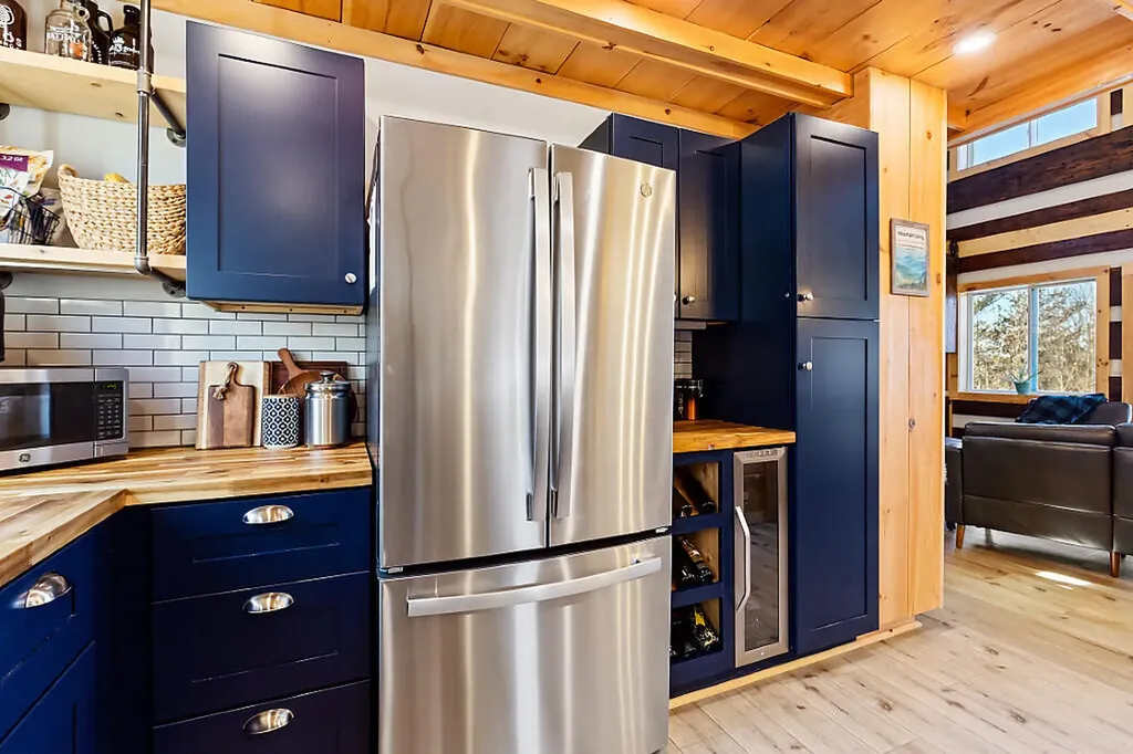 30 Lake View Drive New Sharon ME 04955