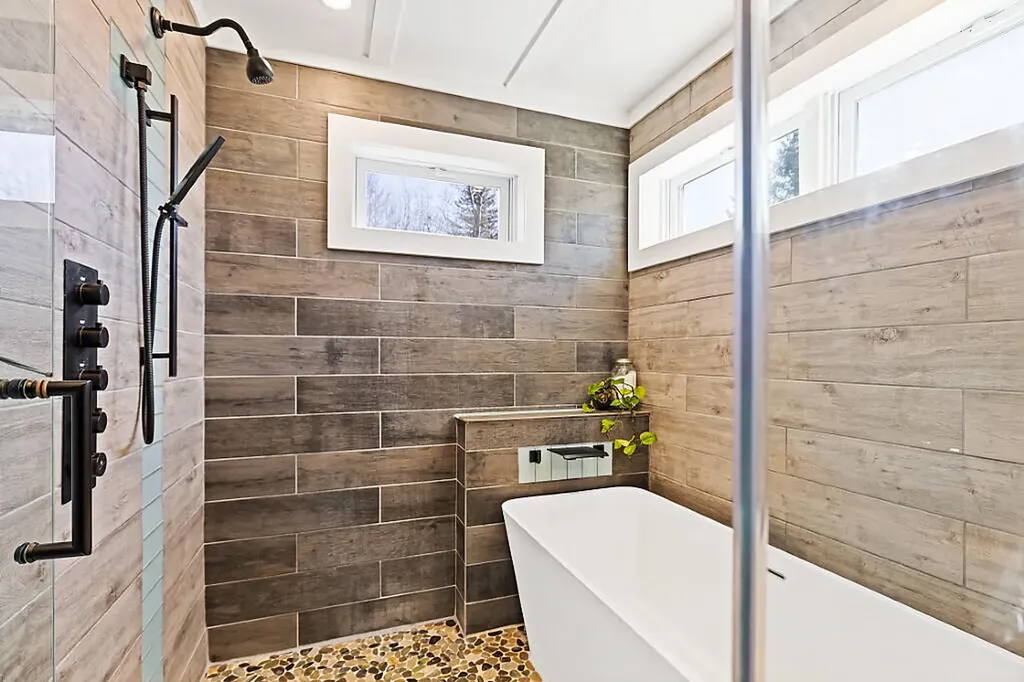 30 Lake View Drive New Sharon ME 04955
