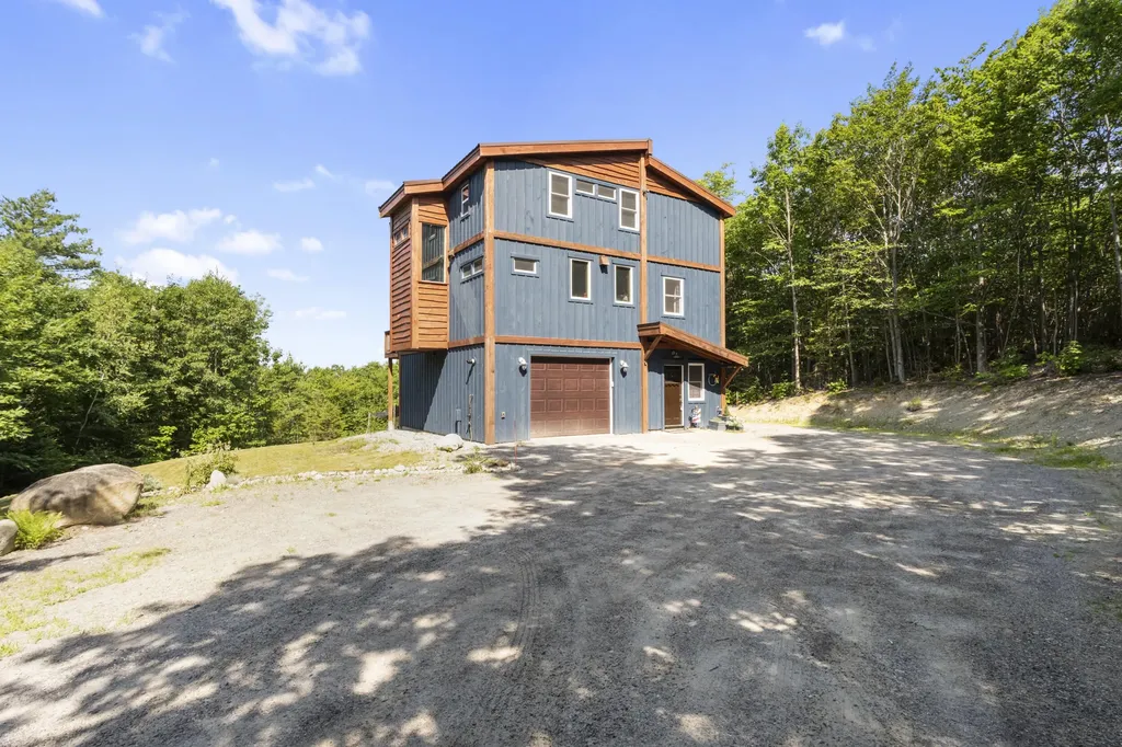 30 Lake View Drive New Sharon ME 04955