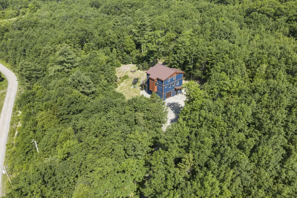 30 Lake View Drive New Sharon ME 04955