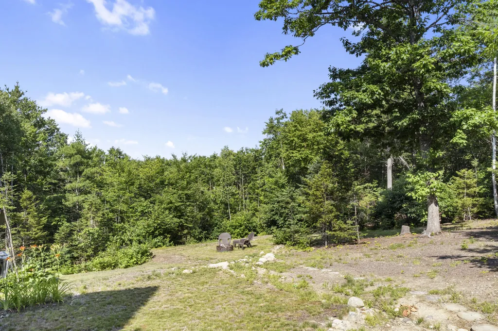 30 Lake View Drive New Sharon ME 04955