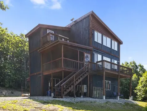 30 Lake View Drive New Sharon ME 04955