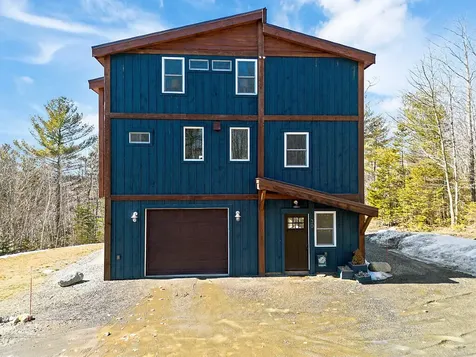 30 Lake View Drive New Sharon ME 04955