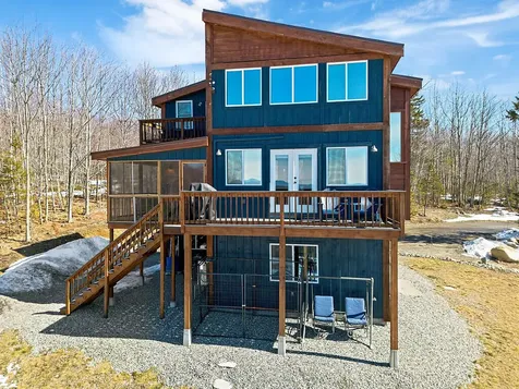 30 Lake View Drive New Sharon ME 04955
