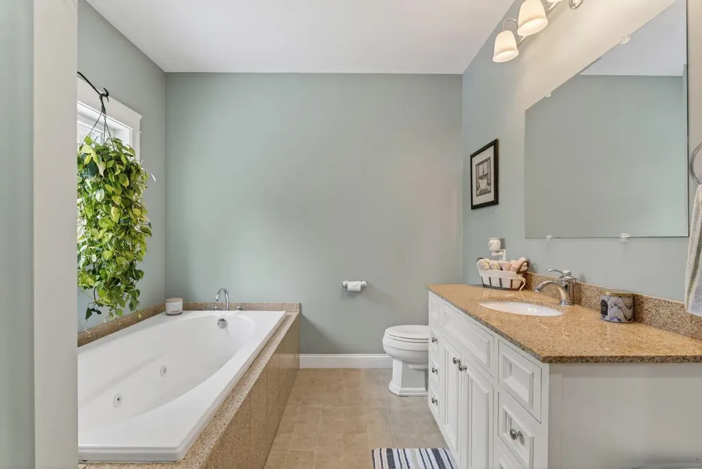 17 Bowdens Way Windham ME 04062