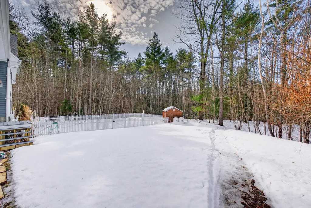17 Bowdens Way Windham ME 04062