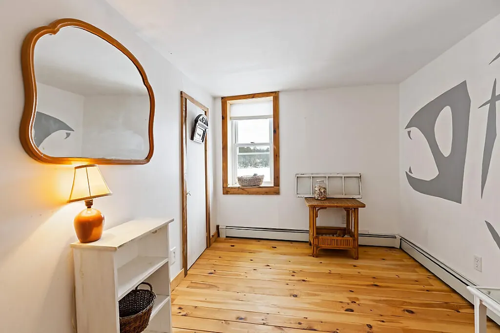 14 Main Street Mount Vernon ME 04352