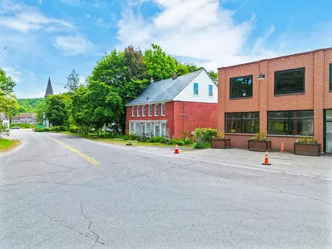 14 Main Street Mount Vernon ME 04352