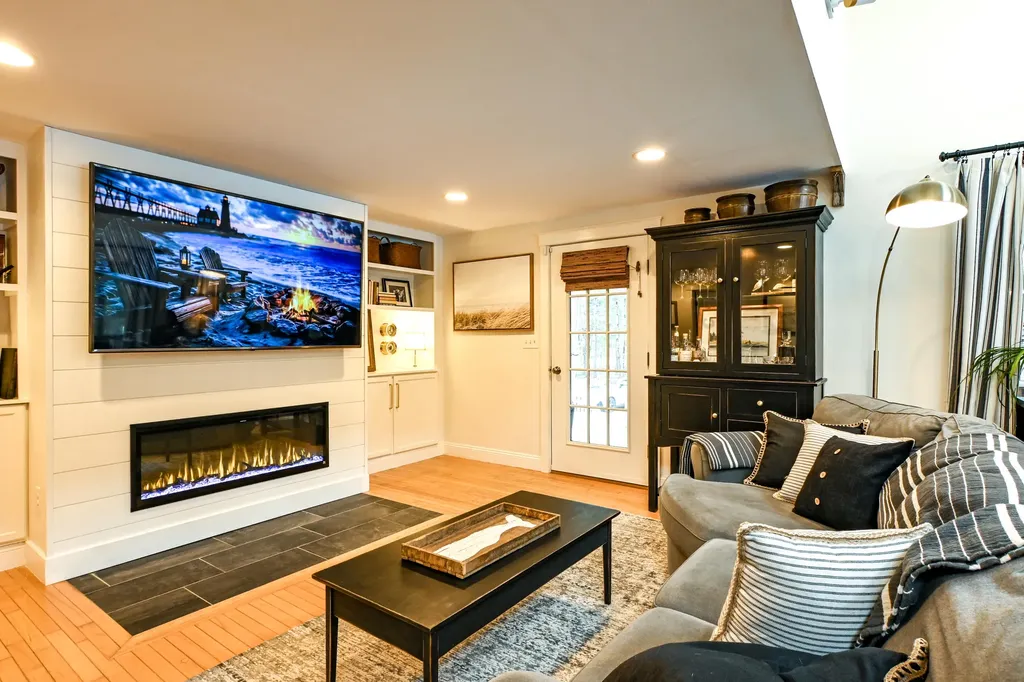 20 Fenderson Road Saco ME 04072