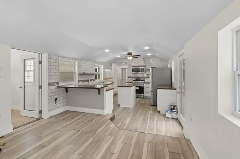 7 Spring Street Hallowell ME 04347