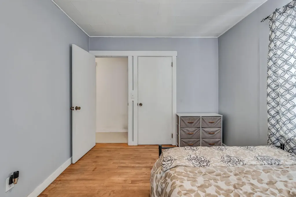 6 Hillcrest Street Gardiner ME 04345
