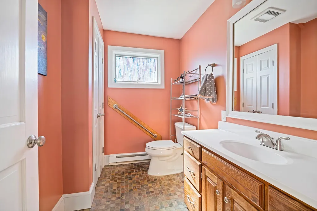 446 Atlantic Avenue Wells ME 04090