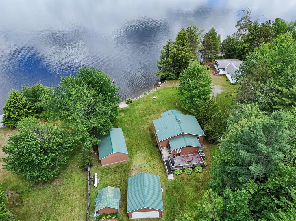 26 Tabert Lane Belgrade ME 04917