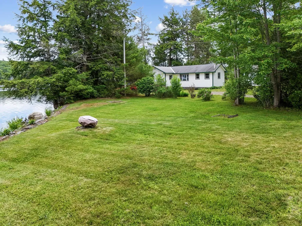 26 Tabert Lane Belgrade ME 04917