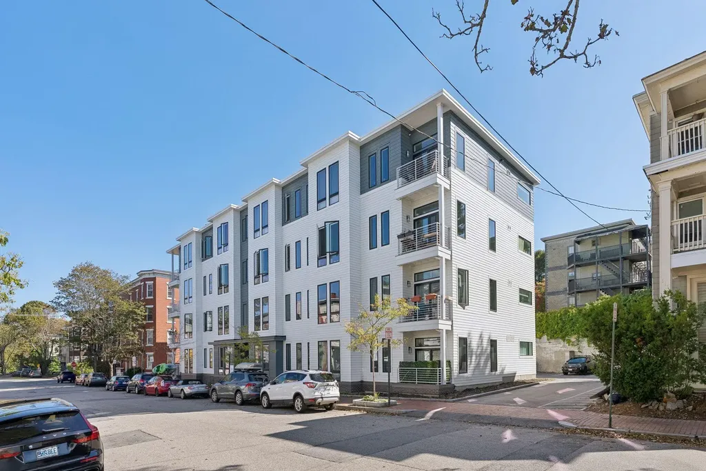 104 Grant Street Portland ME 04101