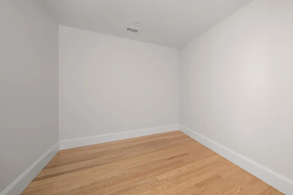 1 Cassidy Way York ME 03902