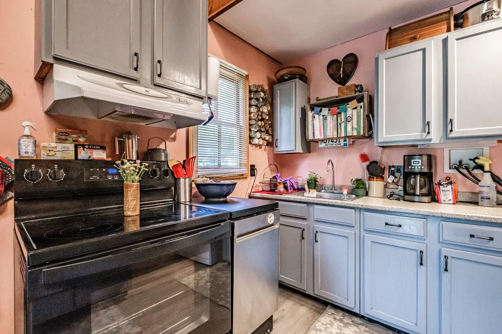 41 Dundee Road Albany Twp ME 04217
