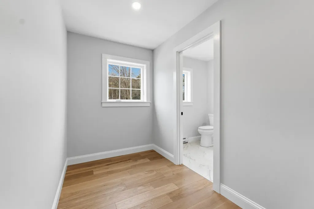 5 Cider Mill Lane Kennebunk ME 04043