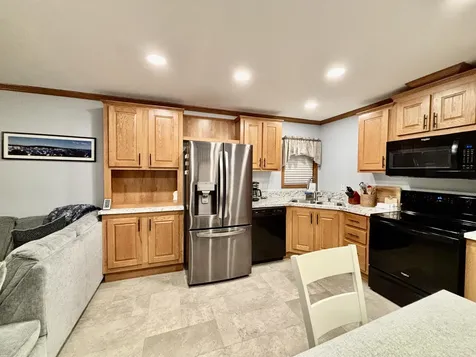 9 Stevens Drive Lisbon ME 04252