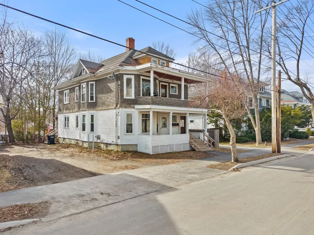 284 French Street Bangor ME 04401