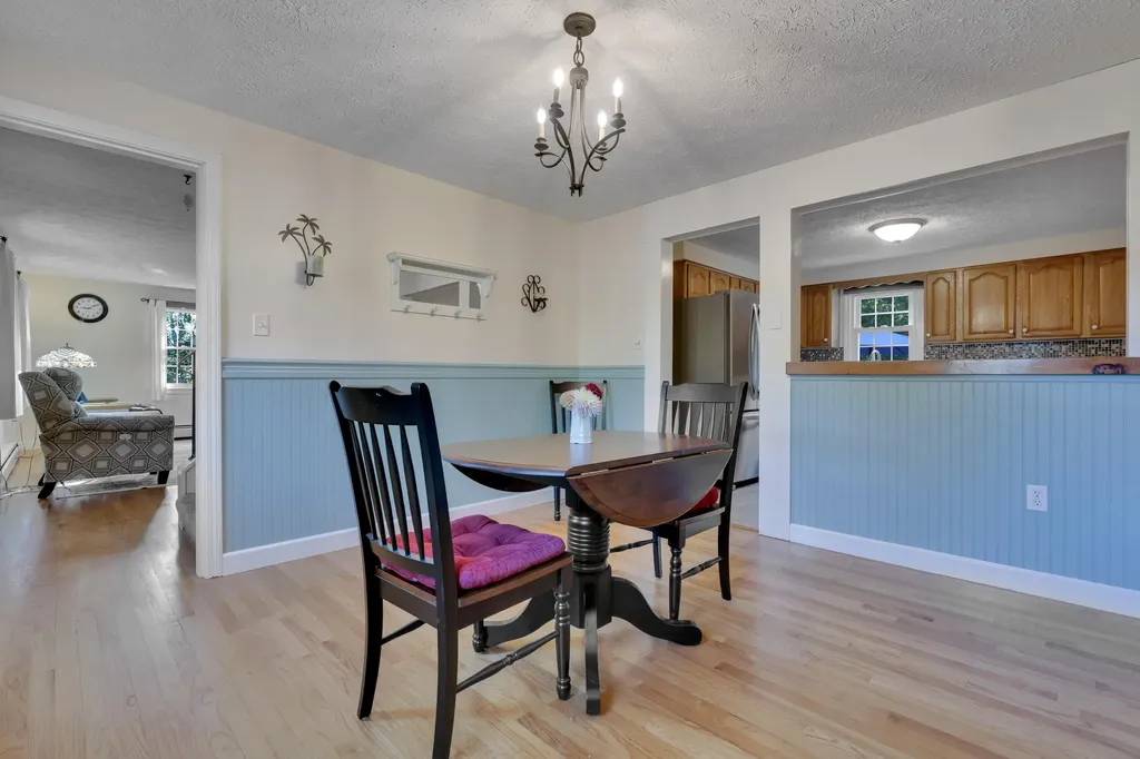 51 Lords Lane Lyman ME 04002