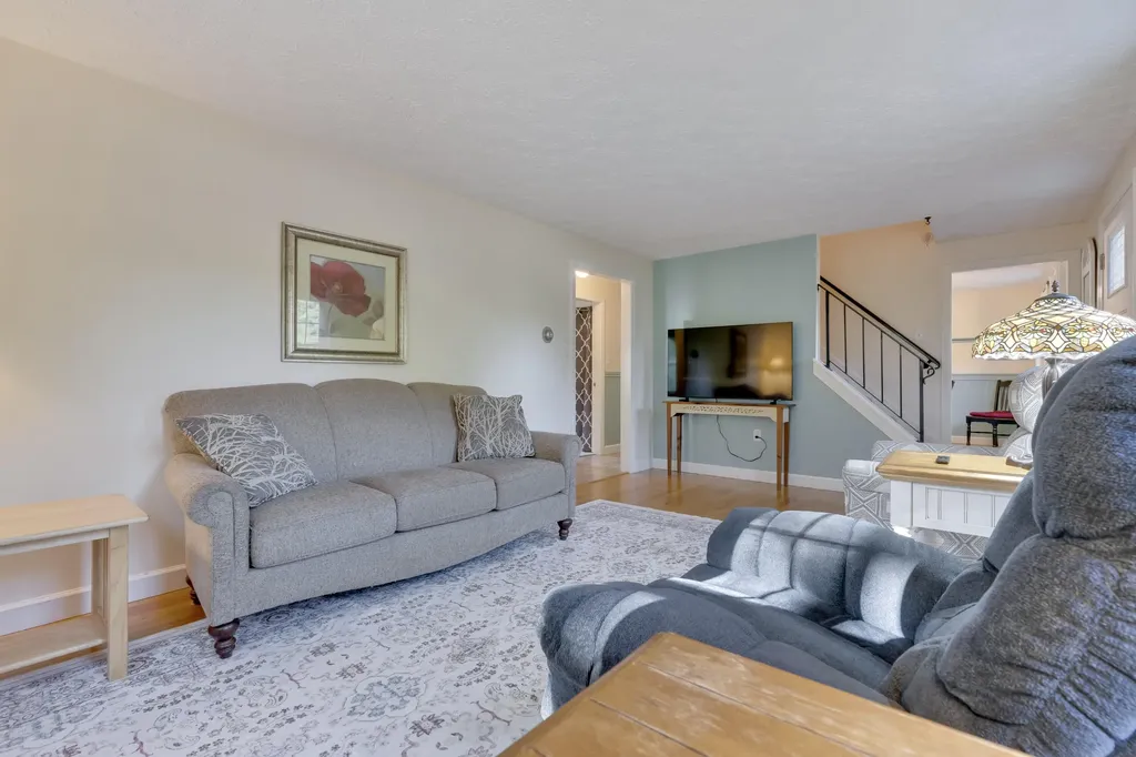 51 Lords Lane Lyman ME 04002