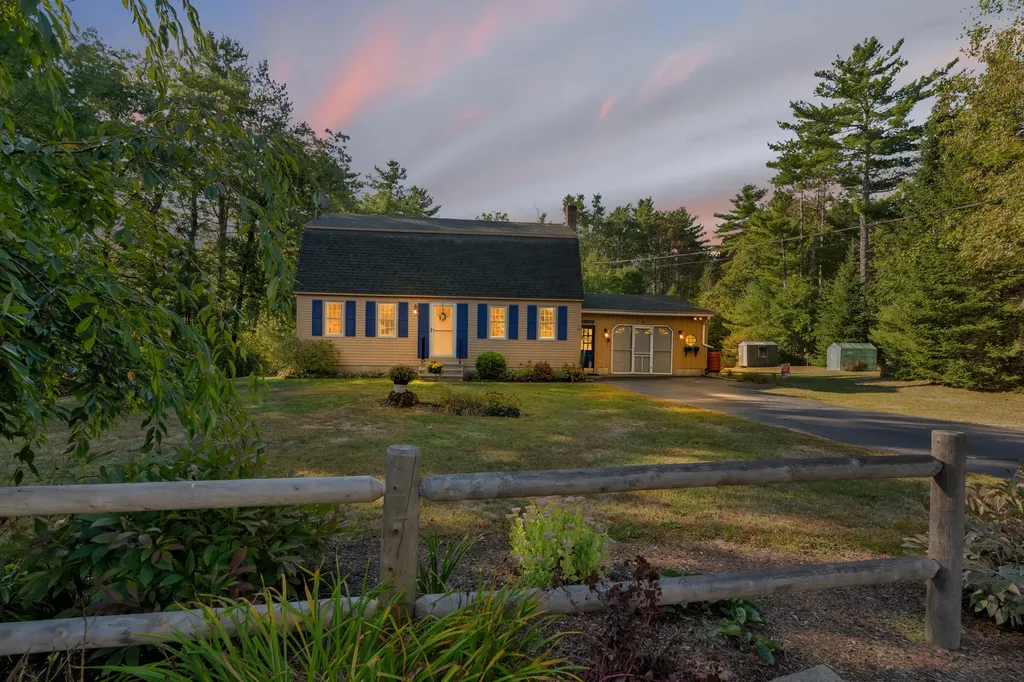 51 Lords Lane Lyman ME 04002