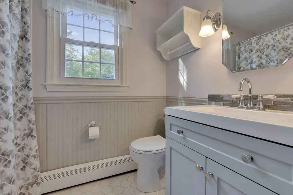 51 Lords Lane Lyman ME 04002