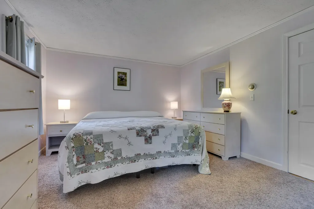 51 Lords Lane Lyman ME 04002