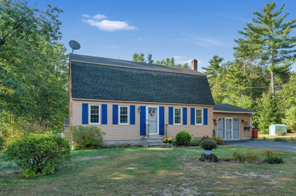 51 Lords Lane Lyman ME 04002