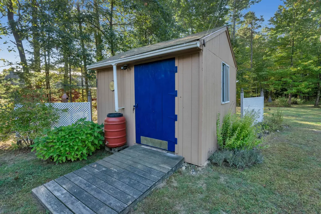 51 Lords Lane Lyman ME 04002