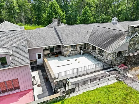 16 Davis Point Road Wayne ME 04284