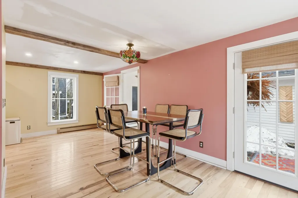 15 Dane Street Kennebunk ME 04043