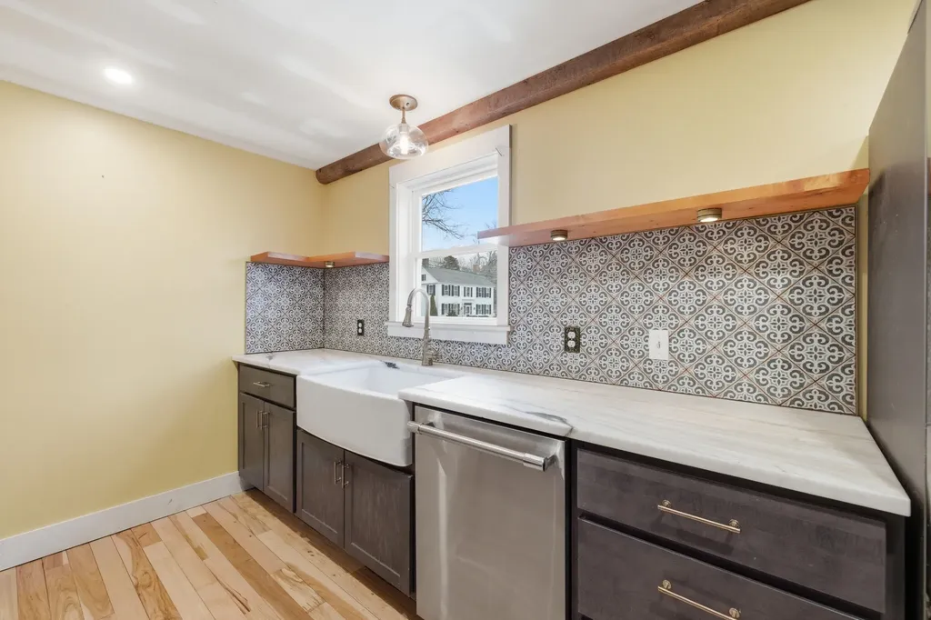 15 Dane Street Kennebunk ME 04043