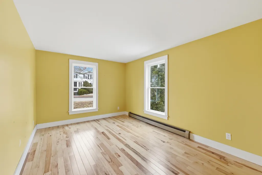 15 Dane Street Kennebunk ME 04043
