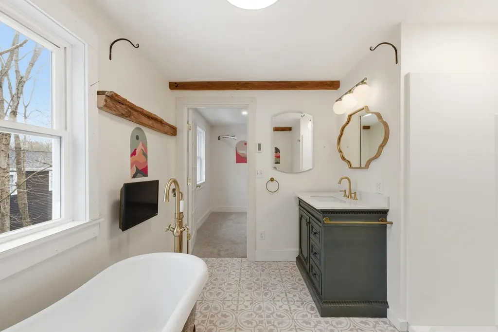15 Dane Street Kennebunk ME 04043